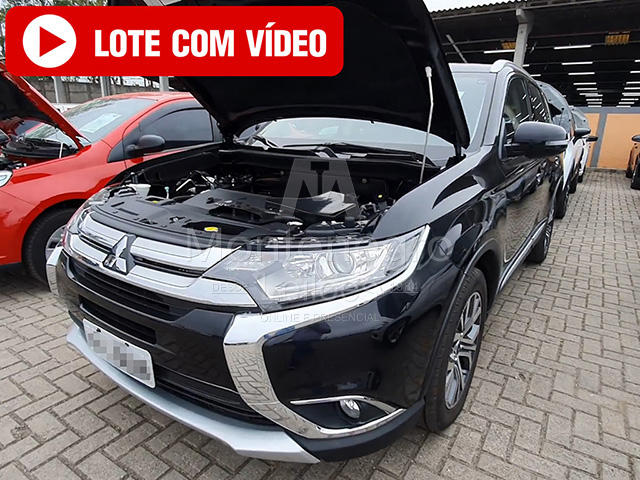 LOTE 007 - Mitsubishi Outlander Comfort 2018 