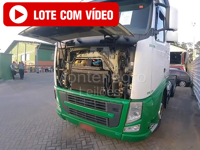 LOTE 006 - Volvo FH 460 2015