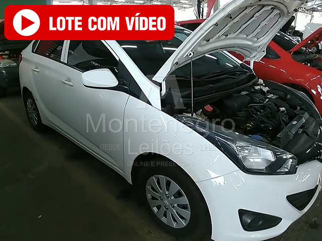 LOTE 010 - Hyundai HB20S 1.6 2014