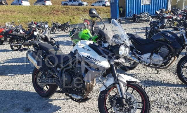 LOTE 004 - TRIUMPH TIGER 2018 