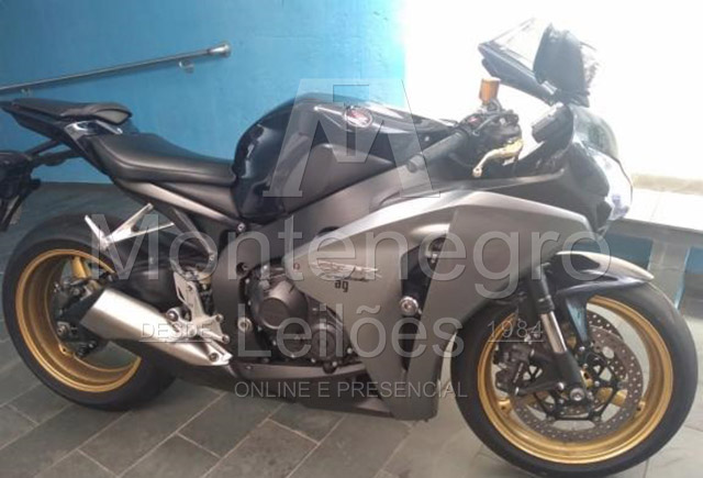 LOTE 010 - Honda - CBR 1000 RR Fire Blade 2009