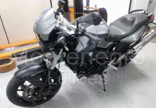 LOTE 011 - BMW - F 800 R 2011