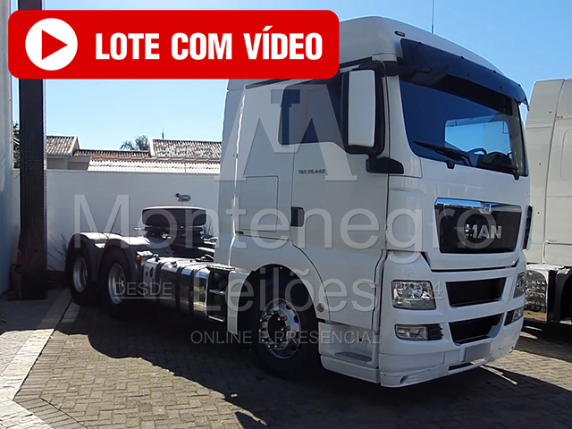 LOTE 003 - MAN TGX 29.440 2015