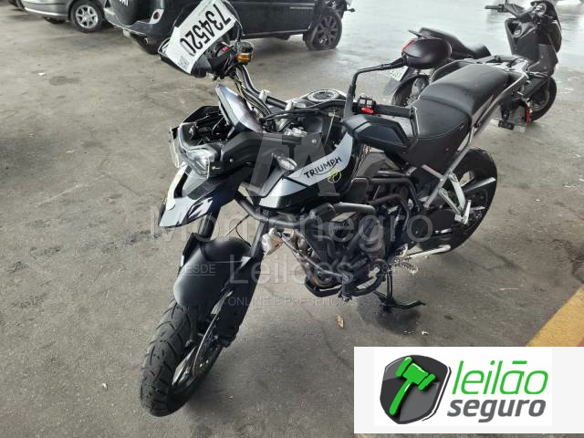 LOTE 001 TRIUMPH/TIGER 900 GT PRO